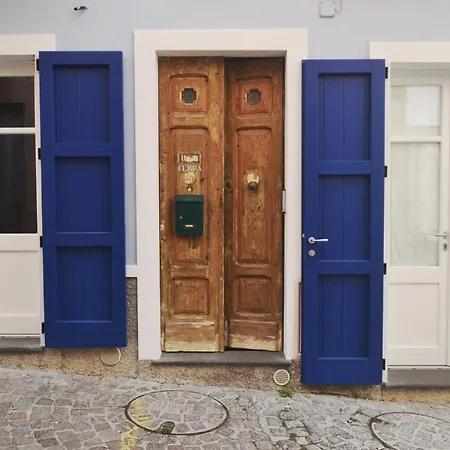 Terra - Stanza Poesia 3*